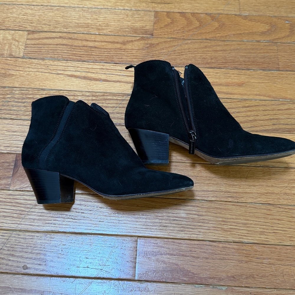 Aquatalia Boots - in great condition